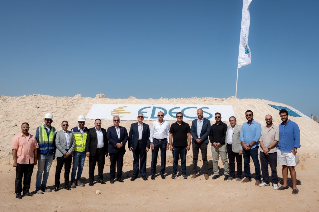 سوماباي توقع عقد تعاون جديد مع شركة إيديكسEDECS لتوسعة المارينا وتطوير بنيتها التحتية 1 IMG 20251026 WA0058