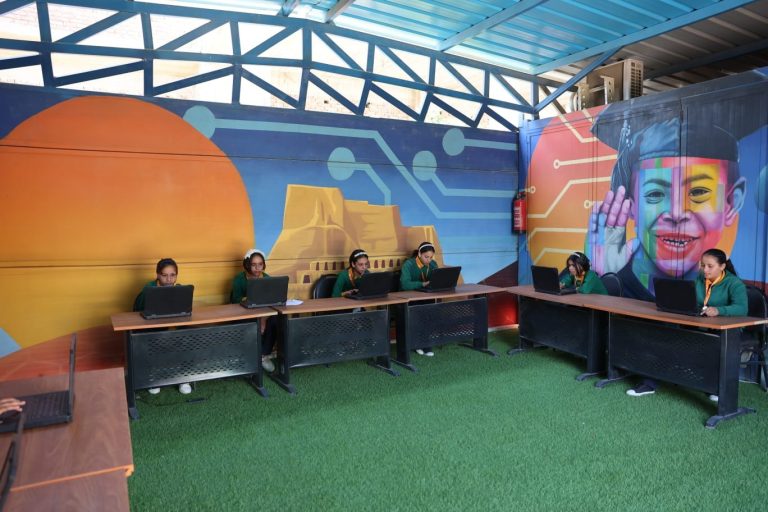 مصر الخير تطلق برنامجا لتدريب الطلاب على البرمجة والذكاء الاصطناعي بالتعاون مع اندريف IMG 20251216 WA0011