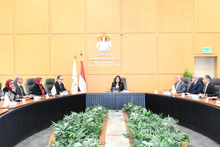 أخر مستجدات تقنين أوضاع الأراضي المضافة بعدد من المدن الجديدة IMG 20260222 WA0043